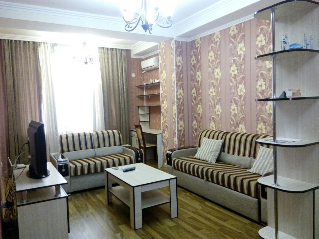 Bishkek Maximus Apartament 2 Eksteriør bilde