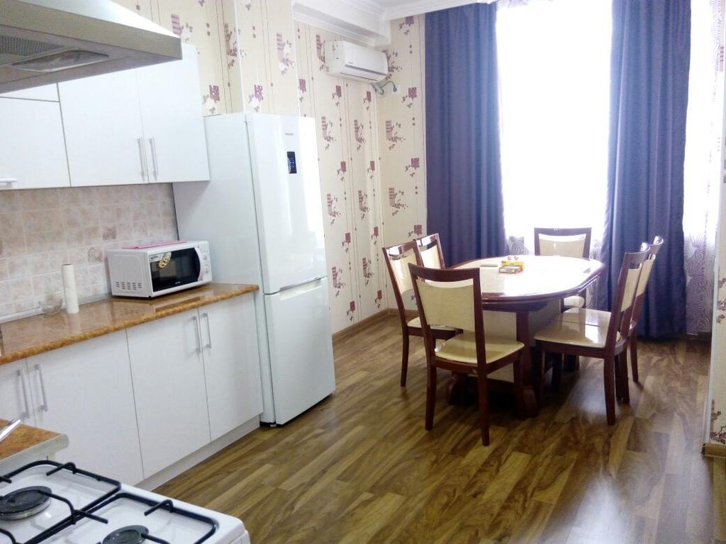 Bishkek Maximus Apartament 2 Eksteriør bilde